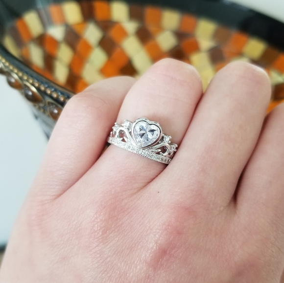👑 Sterling Princess Heart Crown Ring - Picture 6 of 6